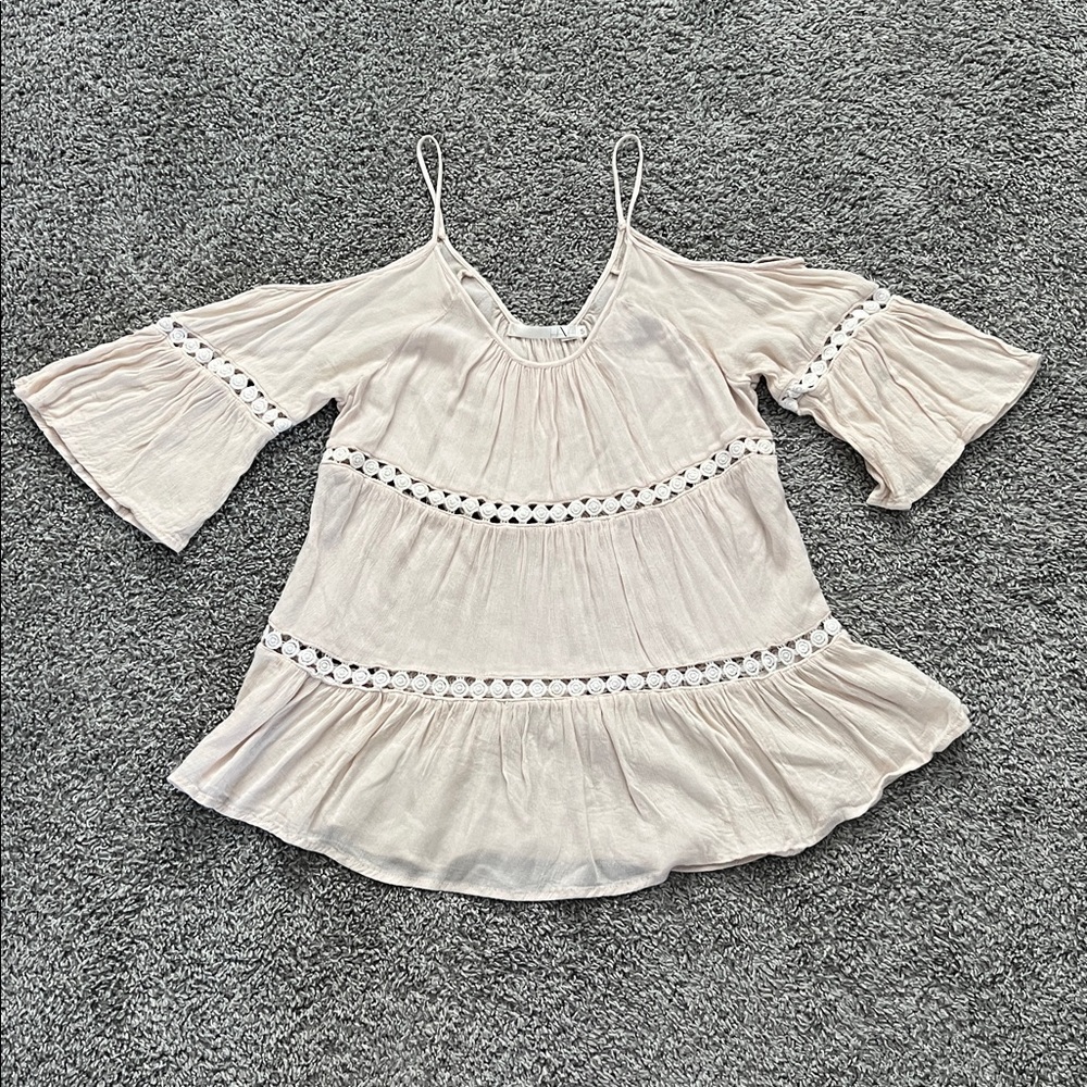 Have Junior’s Flowy Cream Boho Blouse Off-the-Shoulder Spaghetti Straps - Size S - Picture 4 of 9